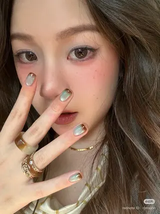 ネイル Shadow nailのネイルデザイン