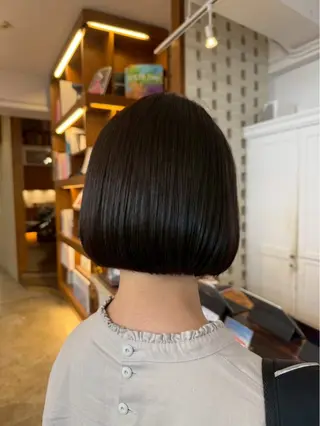 ショート 山崎 彩音のヘアスタイル