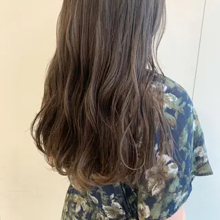 カラー 山口 莉奈のヘアスタイル