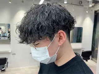 ミディアム パーマ メンズ 天神大名メンズパーマ メンズショートのヘアスタイル