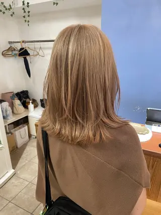 カラー 篠原 一成のヘアスタイル