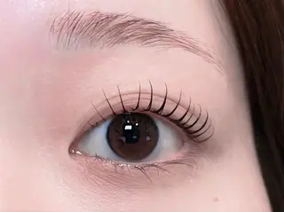 マツエク・マツパ まつ毛/眉毛サロン Miri山下のマツエク・マツパデザイン