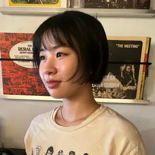 ショート レイヤー/ベージュ mikuのヘアスタイル