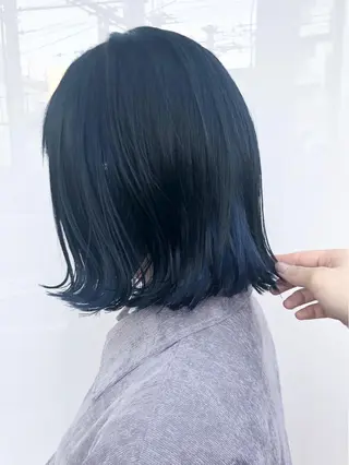 ミディアム カラー ウルフカット ハッシュカット/七海のヘアスタイル
