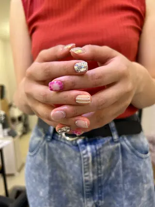 ネイル Bianca YOKOTANI🌻のネイルデザイン