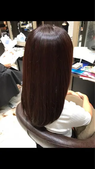 セミロング カラー yui .のヘアスタイル