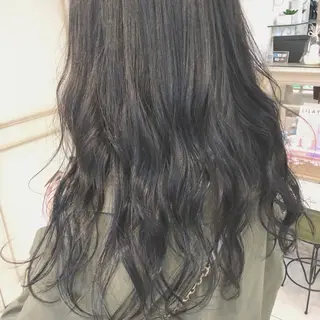 ロング TRENCH 相澤 果歩のヘアスタイル