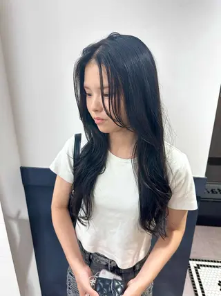 ロング カラー パーマ ヘアアレンジ メンズ キッズ レイヤーカット 🌿透け感カラーのヘアスタイル