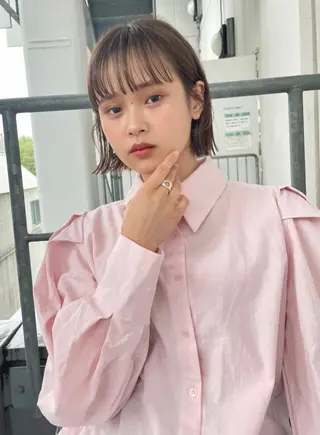 ショート カラー 🧨ブリーチー×ボブ レイヤー💎じゅえるのヘアスタイル
