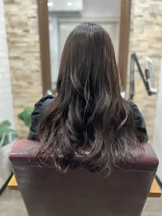 ロング 多賀 順平のヘアスタイル