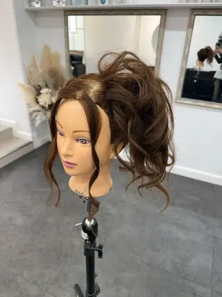 ヘアアレンジ オタク美容師☃️🩵 ヘアアレンジ/暗髪のヘアスタイル
