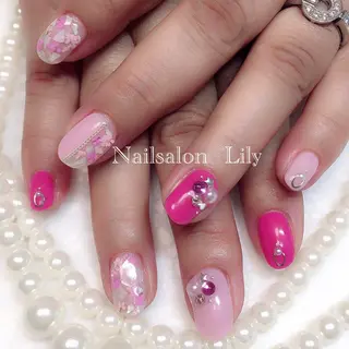 ネイル Lily*nail 🌻Mii🌻のネイルデザイン