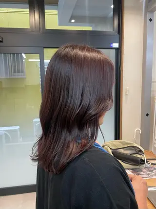 セミロング I-FLAT 暮石悠菜のヘアスタイル