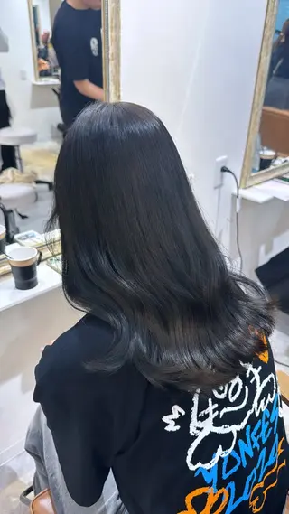 ロング カラー 赤み無し柔らかカラー 【梅田】madokaのヘアスタイル