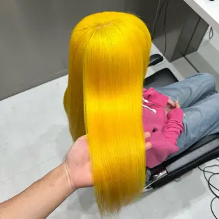 セミロング カラー 💫艶ハイトーン×髪 質改善💫リュウトのヘアスタイル