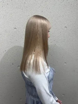 カラー ロング IPPO アカデミーのヘアスタイル