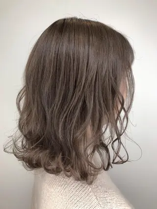 ミディアム カラー 【透明感、艶髪】西村 有司のヘアスタイル