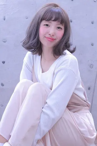 ミディアム 及川 光のヘアスタイル