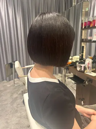 ショート 🫧透明感イルミナ カラー🫧三浦菜々子のヘアスタイル