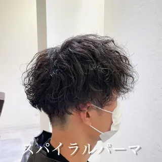 ショート パーマ 【メンズ専門】 古田　隆悟のヘアスタイル