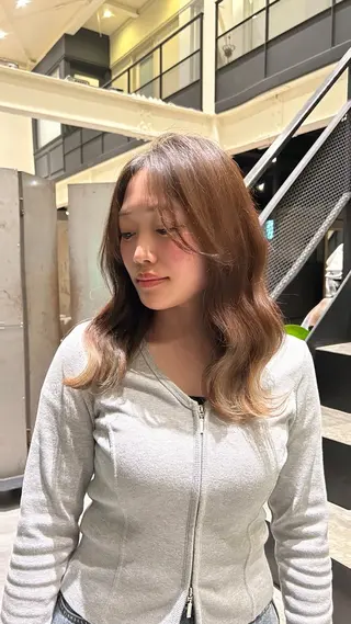 ミディアム 木曽 柚希のヘアスタイル