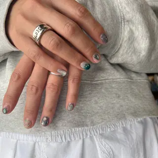 ネイル 49-seek sachiのネイルデザイン