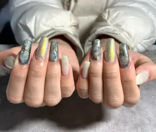 ミディアム 2DY NAIL SALONのネイルデザイン