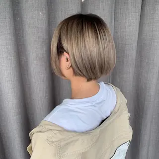 ショート カラー 🌈ディレクター🌈 徳松優希のヘアスタイル