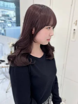 ミディアム カラー 盛れる顔周り🤍渋谷 Risa🎀のヘアスタイル