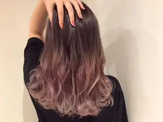 セミロング カラー ヘアアレンジ 対馬 粘音のヘアスタイル