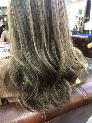 ロング カラー 【艶髪×韓国風】 毛流れ職人 RYOのヘアスタイル