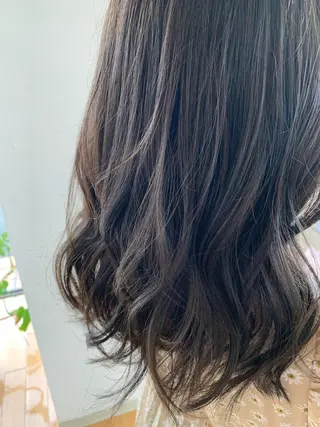 カラー 柴田 結衣のヘアスタイル