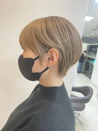 ショート レイヤー/くびれ/ 縮毛/チェレ金剛のヘアスタイル