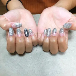 ネイル private_ salon.Leaのネイルデザイン