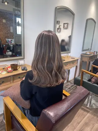 ロング カラー Felice Erikaのヘアスタイル