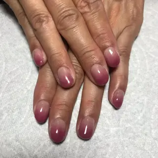 ネイル ECLAT エクラ所属・寺山 千鶴のネイルデザイン