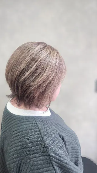 ショート カラー 柏 康孝のヘアスタイル