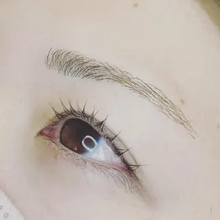 マツエク・マツパ アイブロウ moe beautyのエステ・リラクイメージ