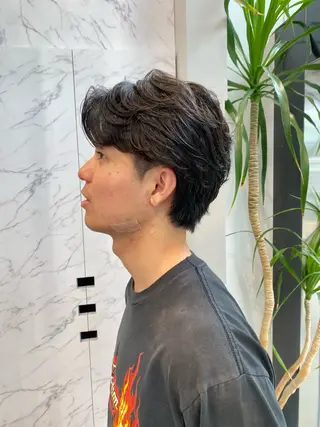 パーマ メンズ マツザキ マナトのヘアスタイル