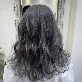 セミロング カラー 皆巳 達郎のヘアスタイル