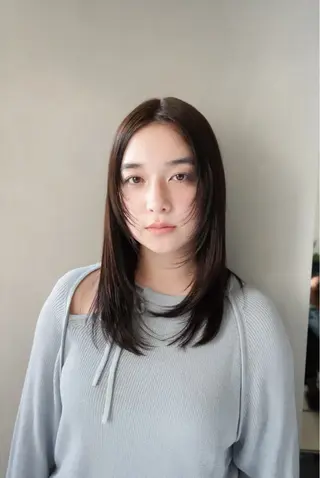 ミディアム Bond Story りき カラーモデルのヘアスタイル