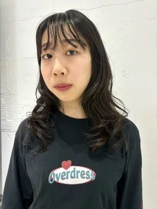 セミロング カラー 杉水 葉月のヘアスタイル