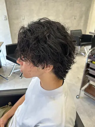 ショート パーマ ユウ🪄 パーマ指名No1のヘアスタイル