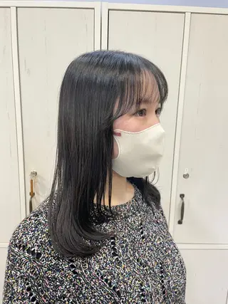 ミディアム レイヤー/透けカラー ✨KANAのヘアスタイル