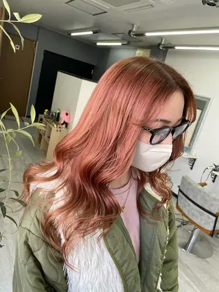 カラー オノ アカネのヘアスタイル