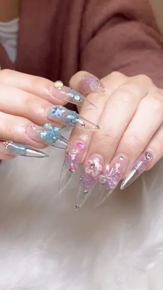 ネイル Rei _Nail 新宿のネイルデザイン