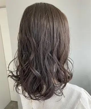 セミロング カラー 心斎橋韓国ボブ 好原良真のヘアスタイル