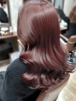 セミロング カラー GiseL小倉 Azumi🎀🤍のヘアスタイル