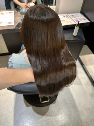 セミロング カラー 髪質改善 中川　翔のヘアスタイル