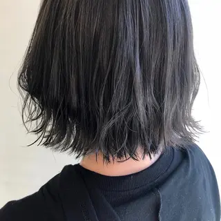 ショート カラー 齋藤 咲のヘアスタイル